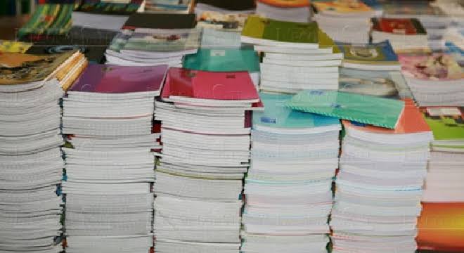 العودة المدرسية 2026-2027..   استعدادات مبكرة والوزارة تضبط القائمة الرسمية للكراسات المطلوبة   